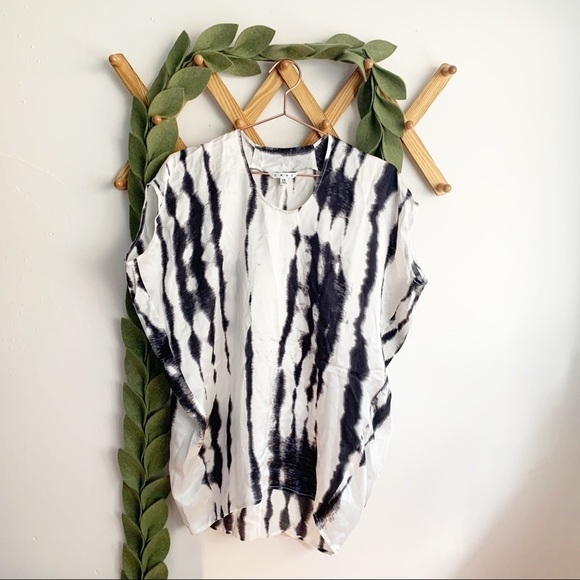 CAbi Tie Dye Silk Cocoon Top - Picture 2 of 7